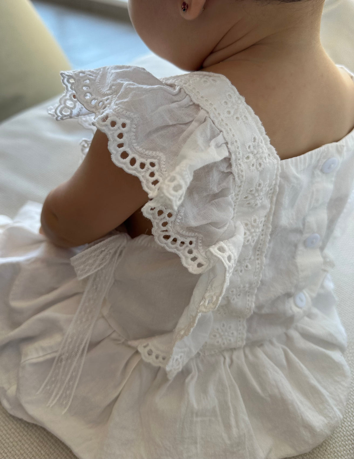 Ensemble Little girl